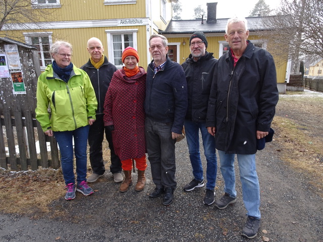 Bolidengänget framför företagsläkarens villa, där Hans Dahlgren bodde